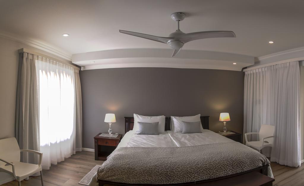 Sea Breeze Guesthouse Swakopmund Exterior photo