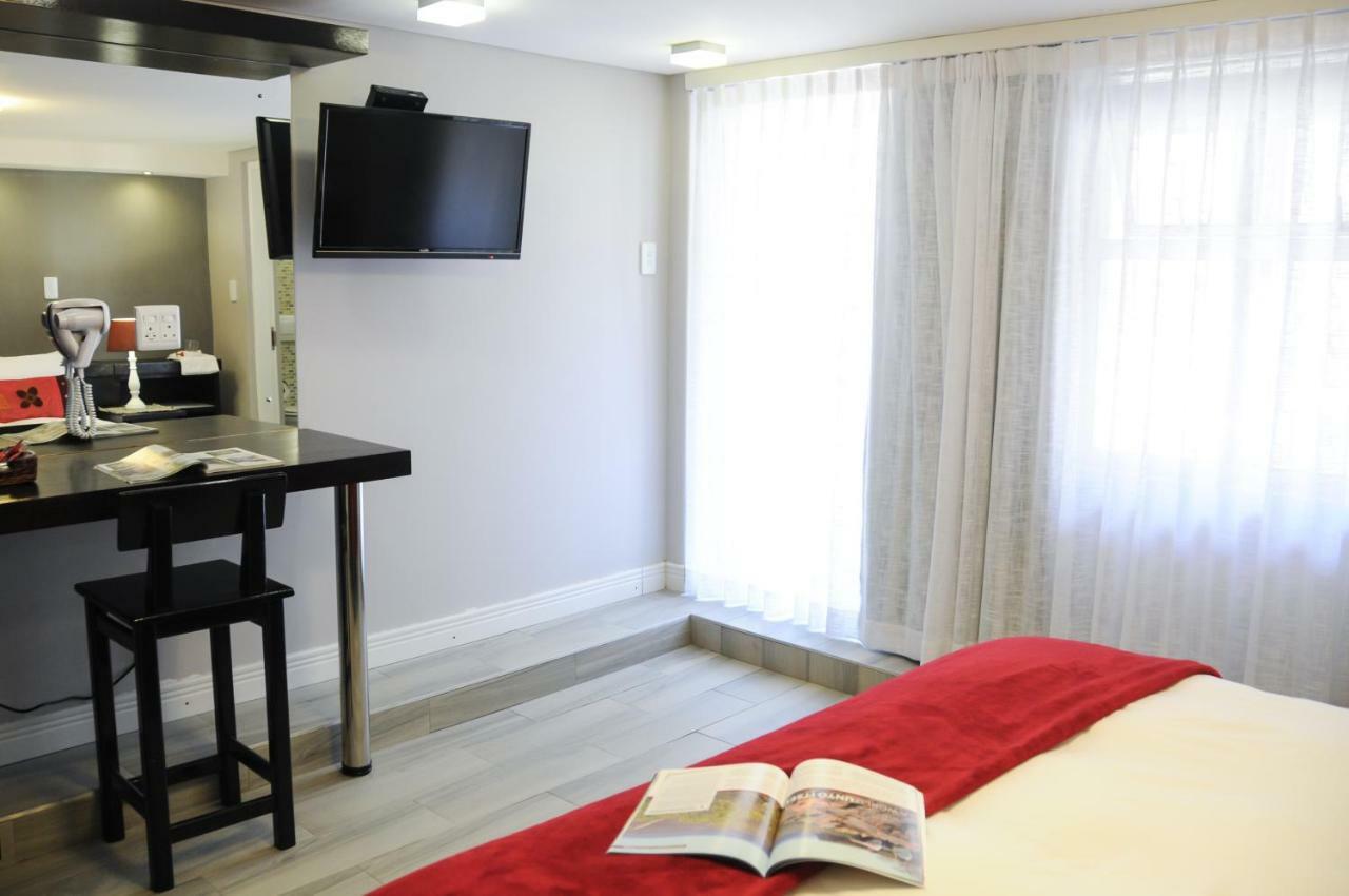 Sea Breeze Guesthouse Swakopmund Exterior photo